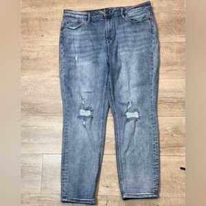 Judy Blue High Rise Distressed Cropped Skinny Fit Jeans Size 15/32